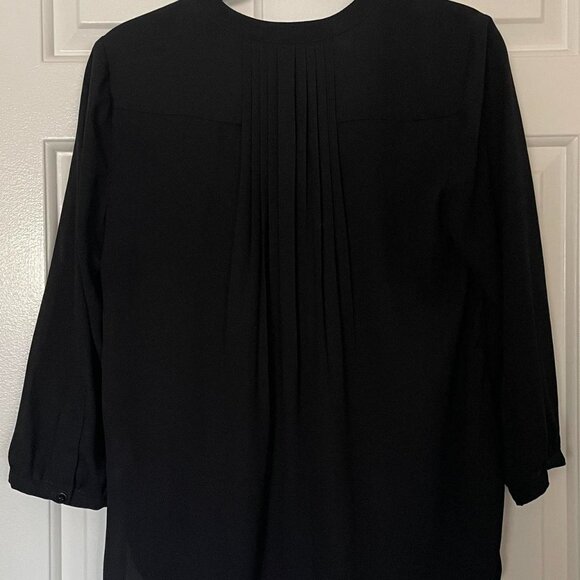 NYDJ black V-neck blouse, 3/4 sleeves - Picture 3 of 3
